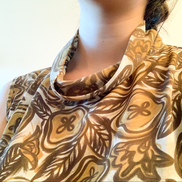 Groovy Patterned Blouse - Picture 3 of 3